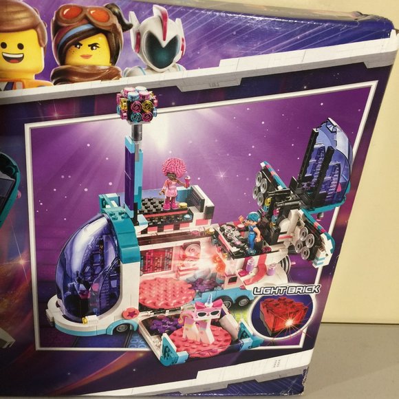The Lego Movie 70828 Pop-Up Party Bus 1024 pcs Building Block Set - Picture 5 of 16
